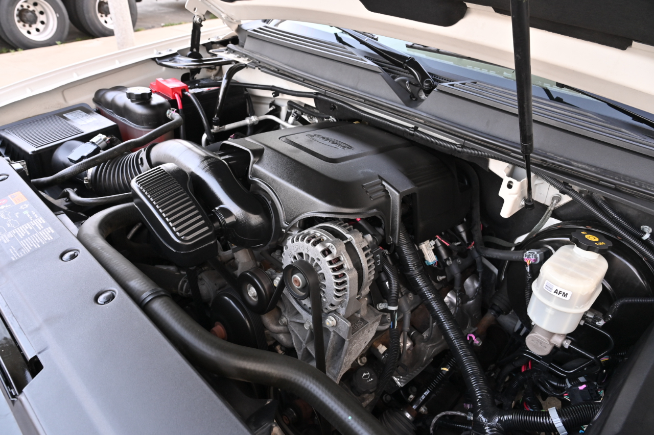 Chevrolet Tahoe  2014