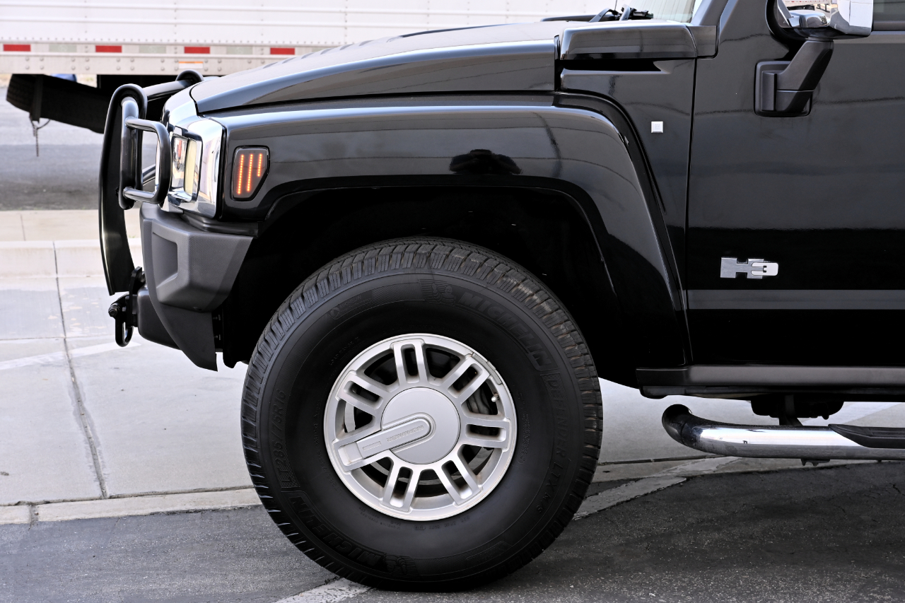 Hummer H3 photo 25