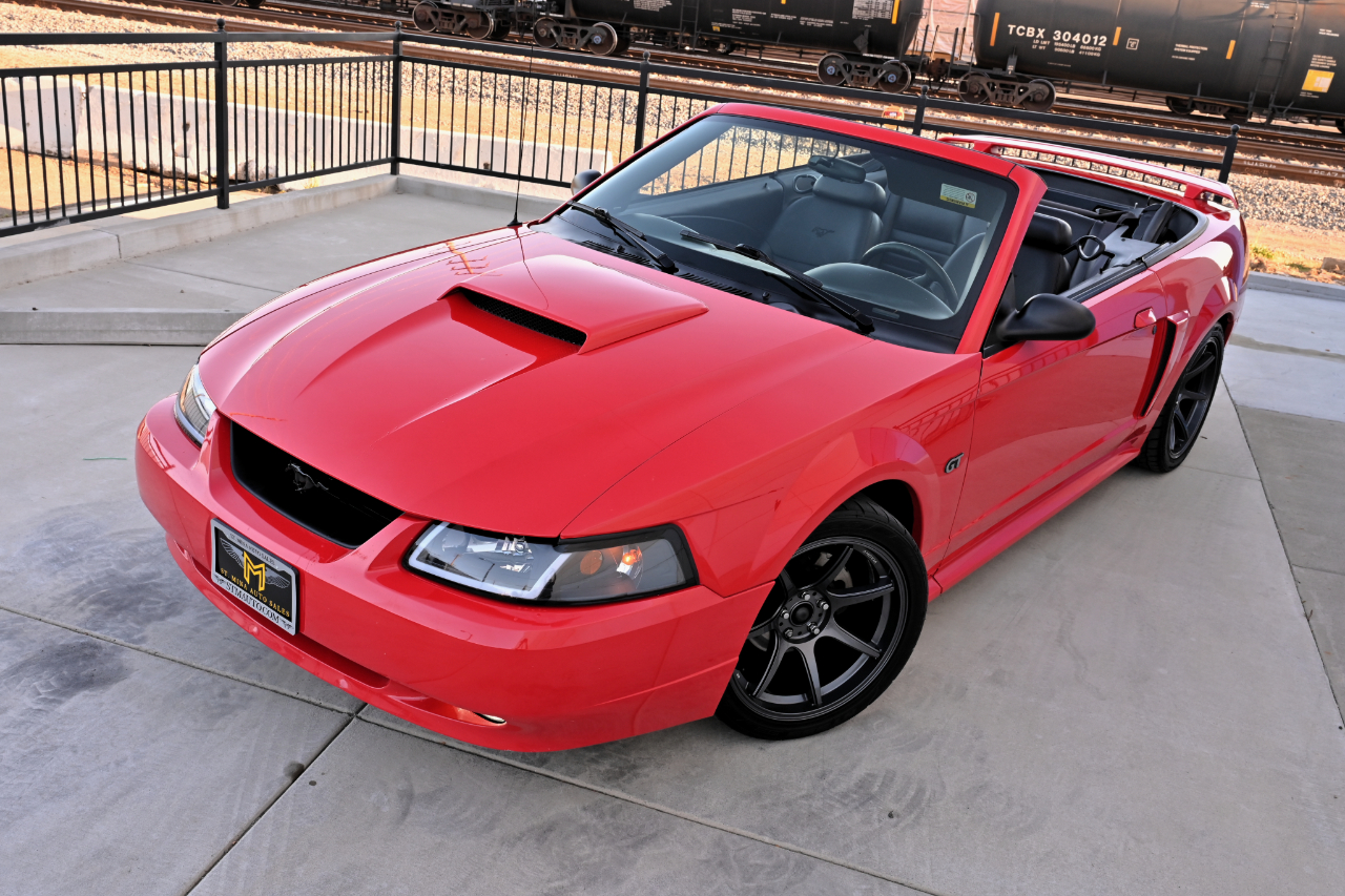 Ford Mustang  2002