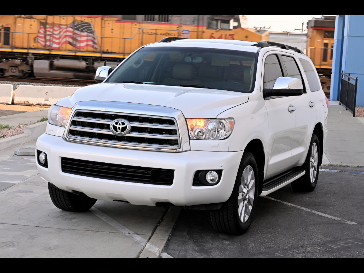 Toyota Sequoia  2014
