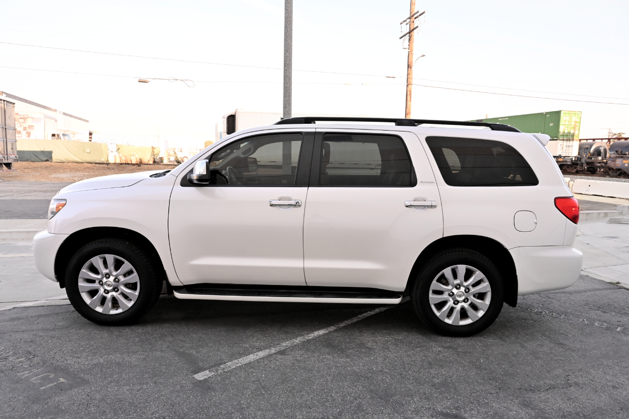 Toyota Sequoia  2014