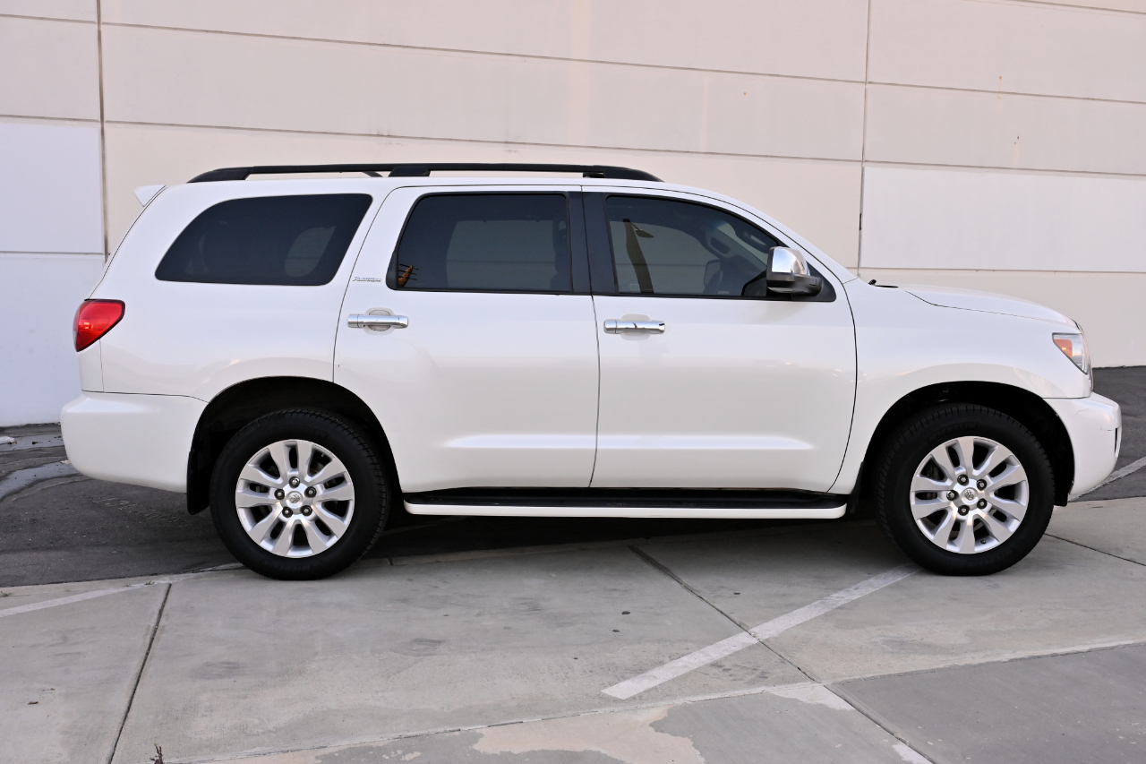 Toyota Sequoia  2014