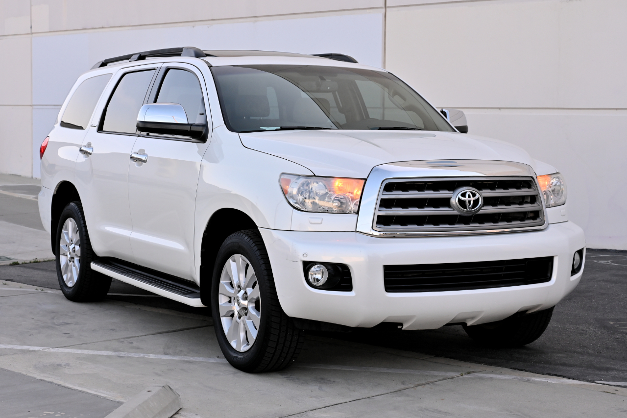 Toyota Sequoia  2014