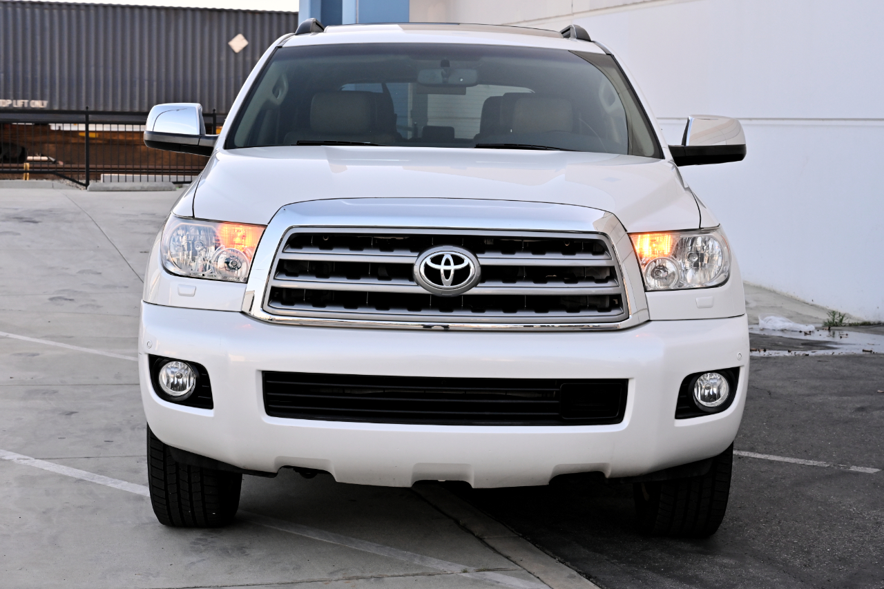 Toyota Sequoia  2014