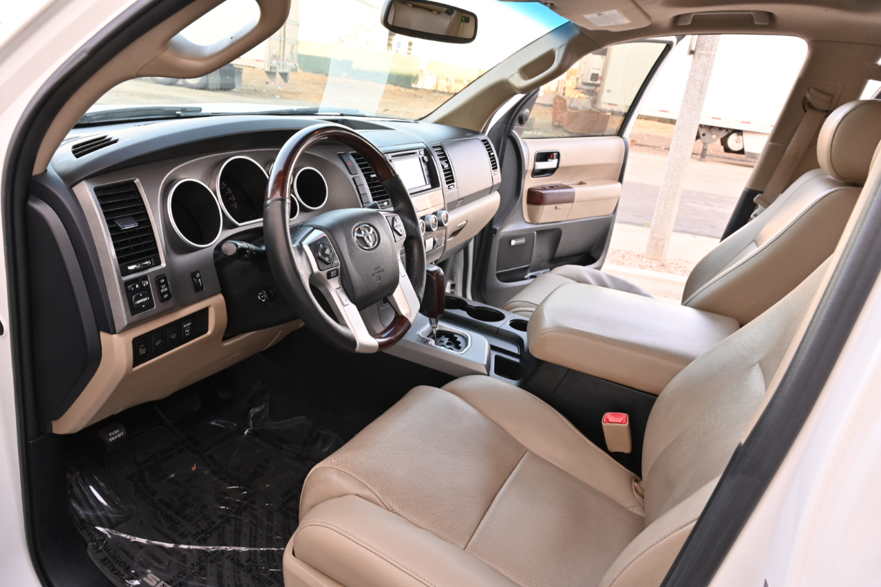 Toyota Sequoia  2014