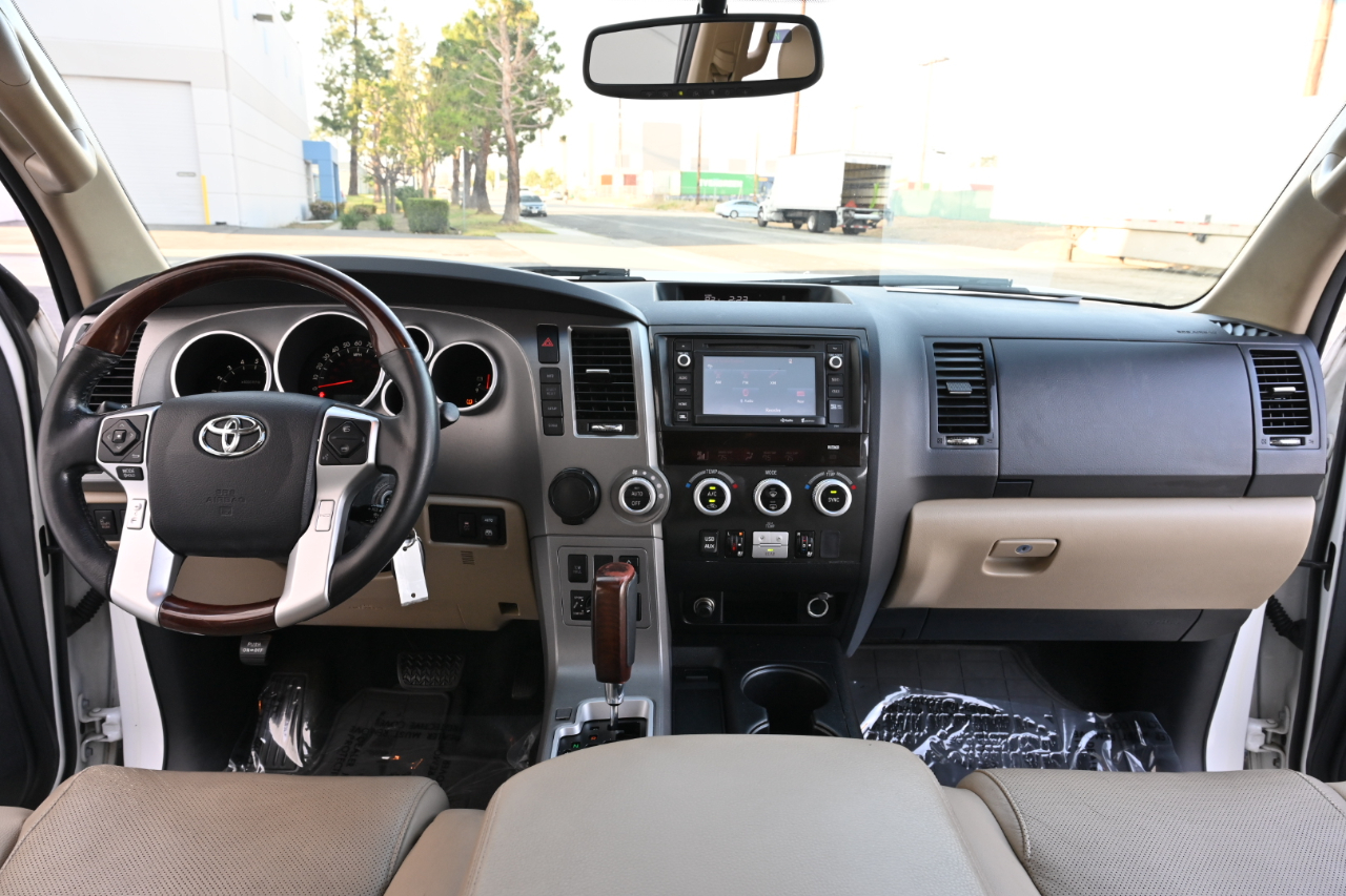 Toyota Sequoia  2014