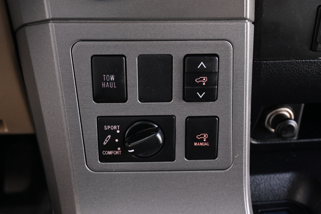 Toyota Sequoia  2014