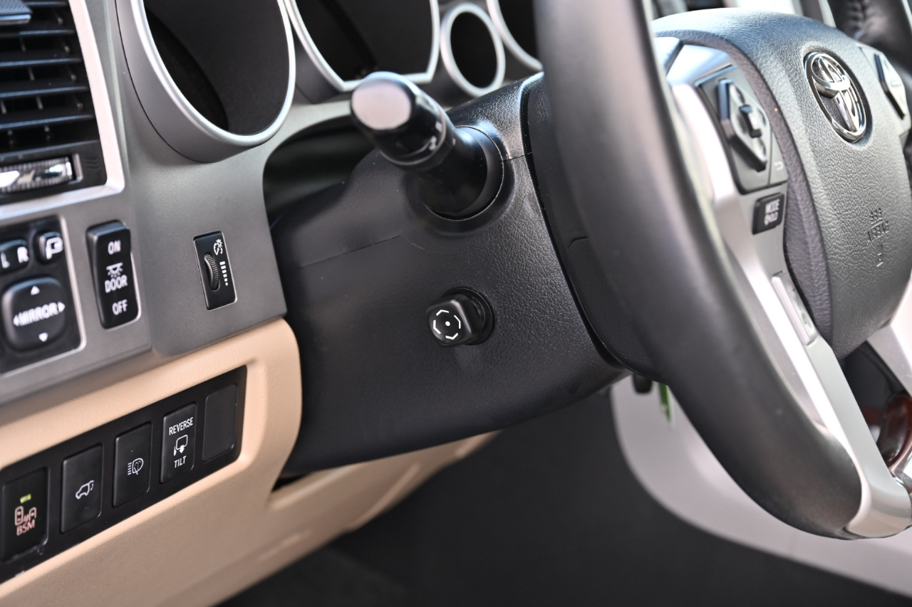 Toyota Sequoia  2014