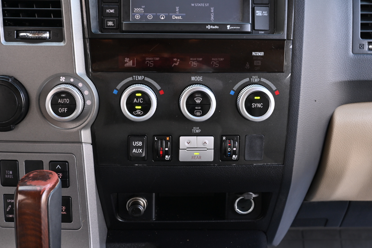 Toyota Sequoia  2014