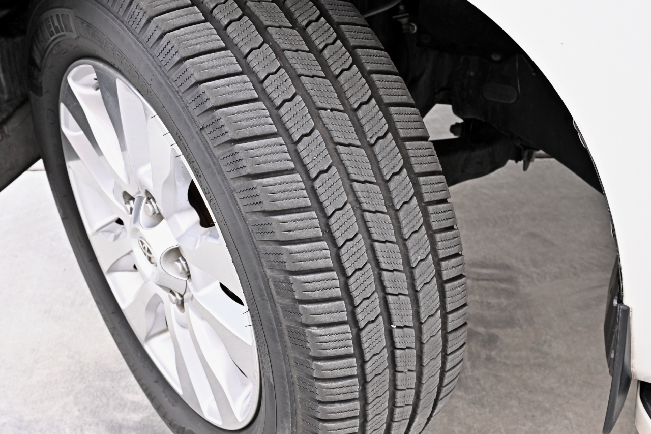 Toyota Sequoia  2014