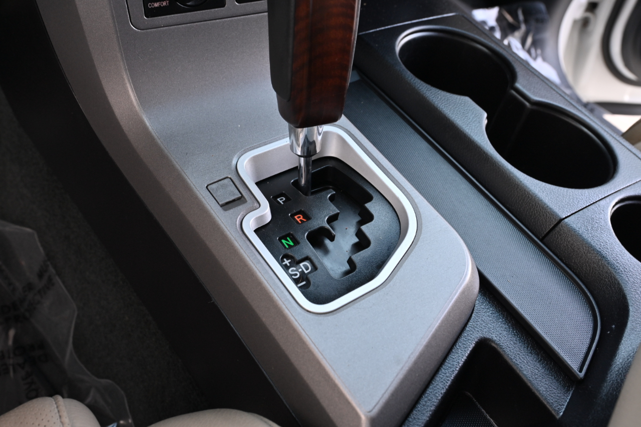 Toyota Sequoia  2014