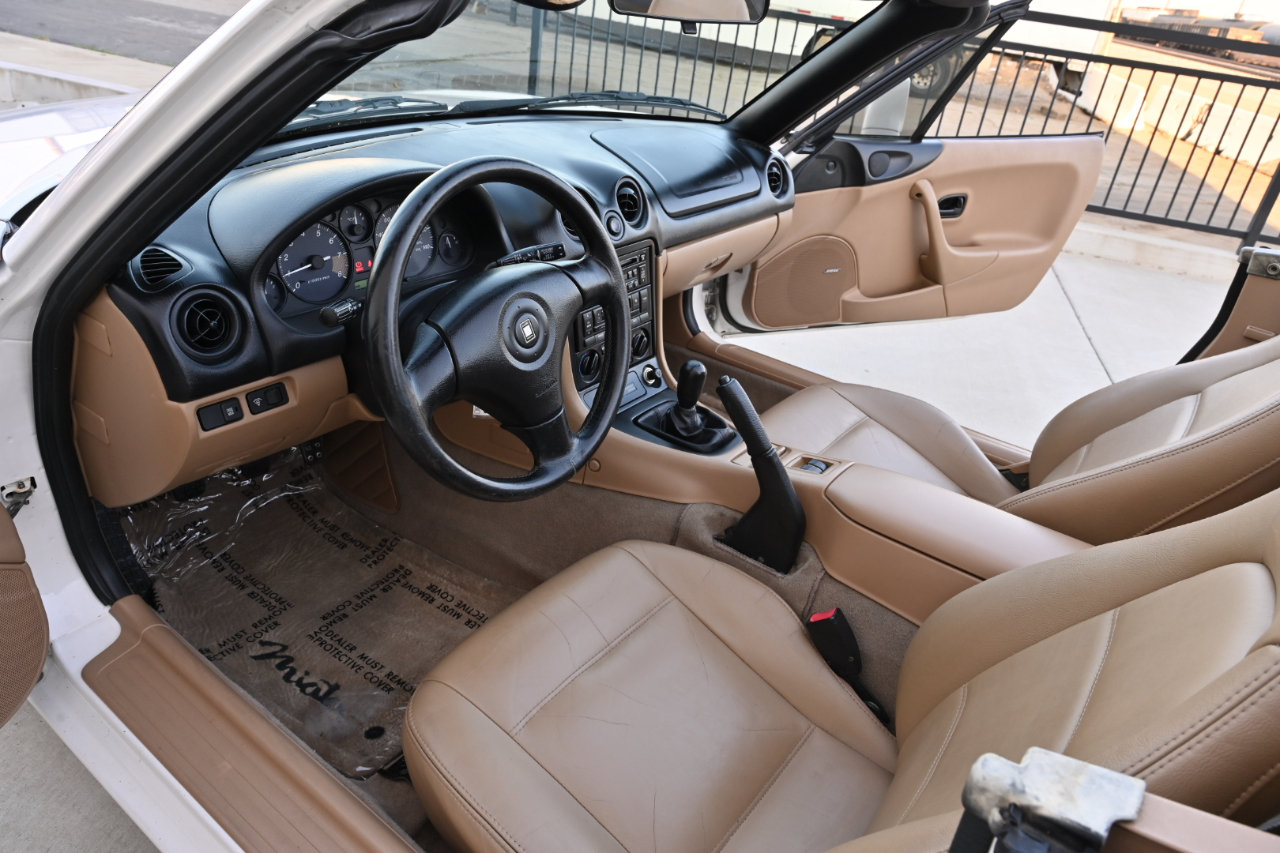 Mazda MX-5 Miata  1999