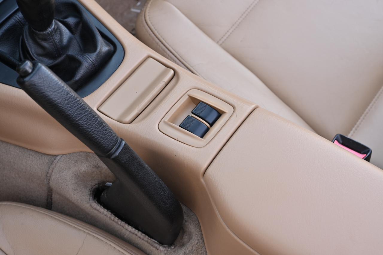 Mazda MX-5 Miata  1999