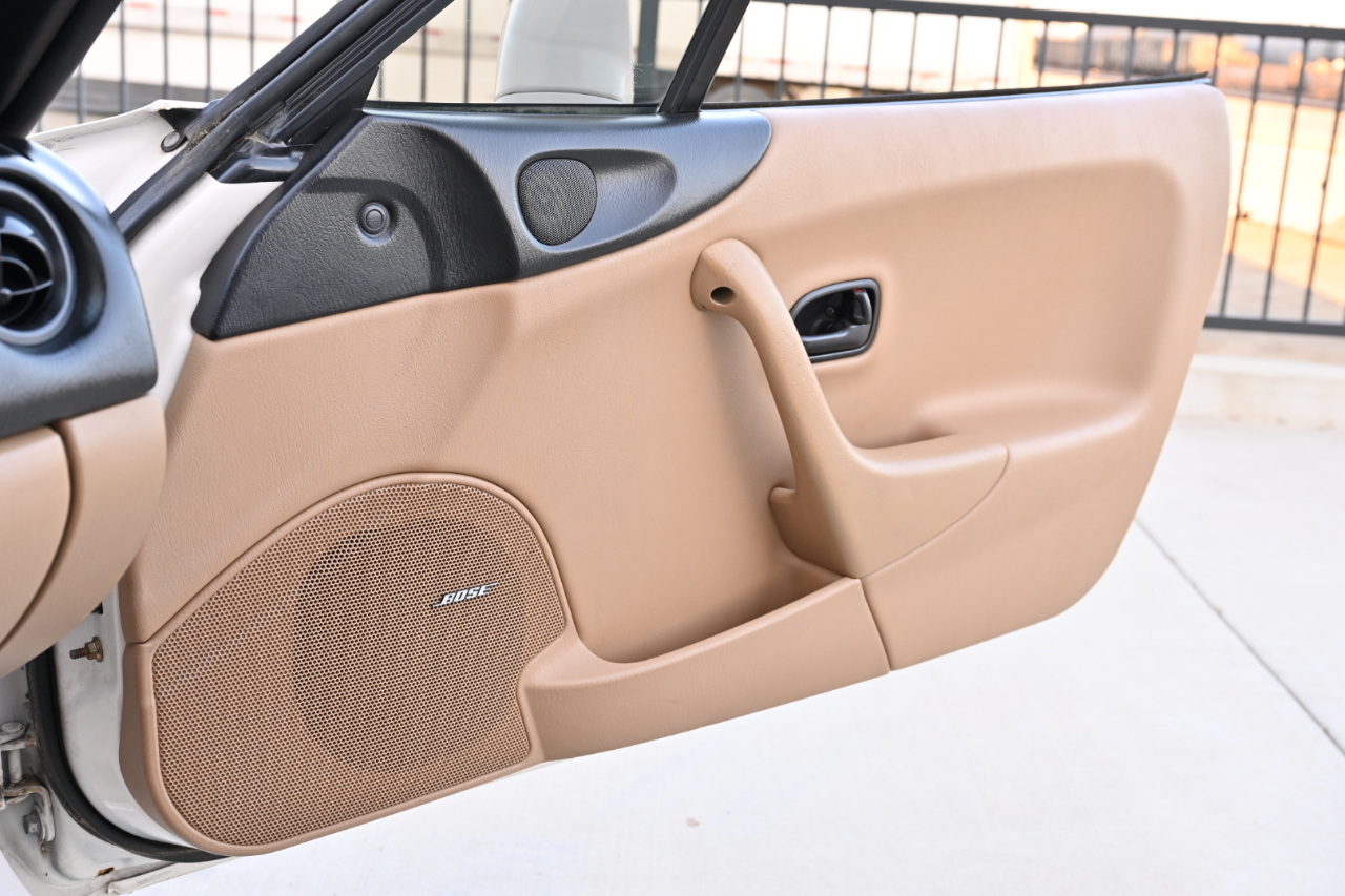 Mazda MX-5 Miata  1999