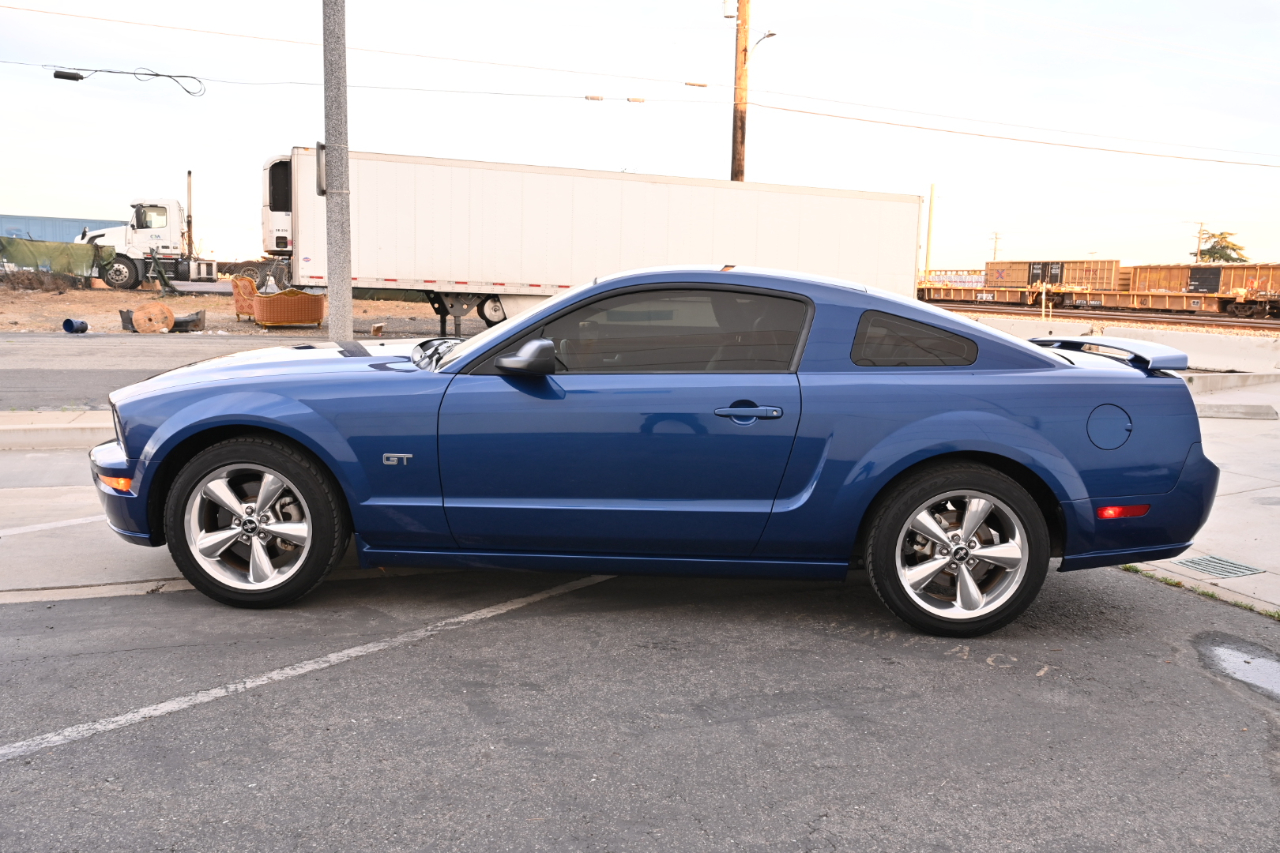 Ford Mustang GT Premium Coupe 2006