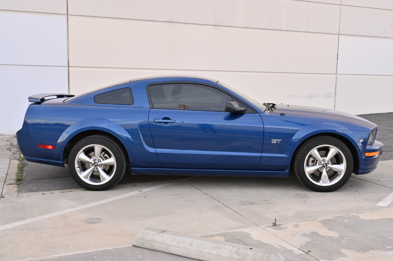 Ford Mustang GT Premium Coupe 2006