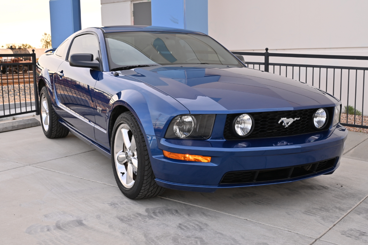 Ford Mustang GT Premium Coupe 2006