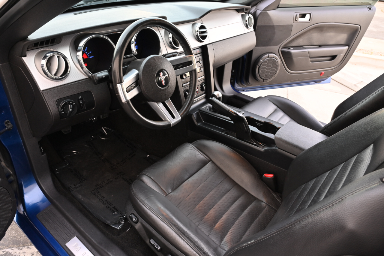 Ford Mustang GT Premium Coupe 2006