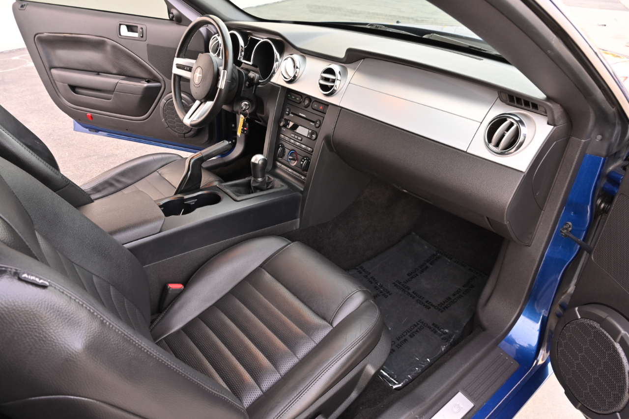 Ford Mustang GT Premium Coupe 2006