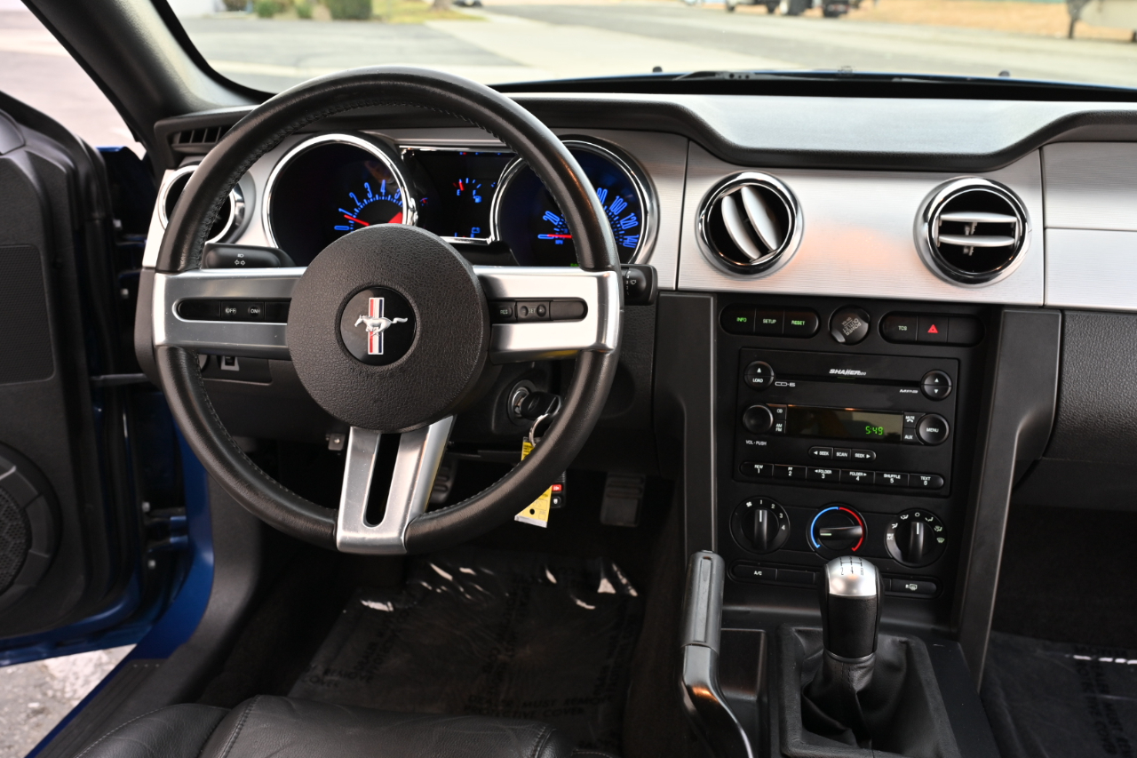 Ford Mustang GT Premium Coupe 2006