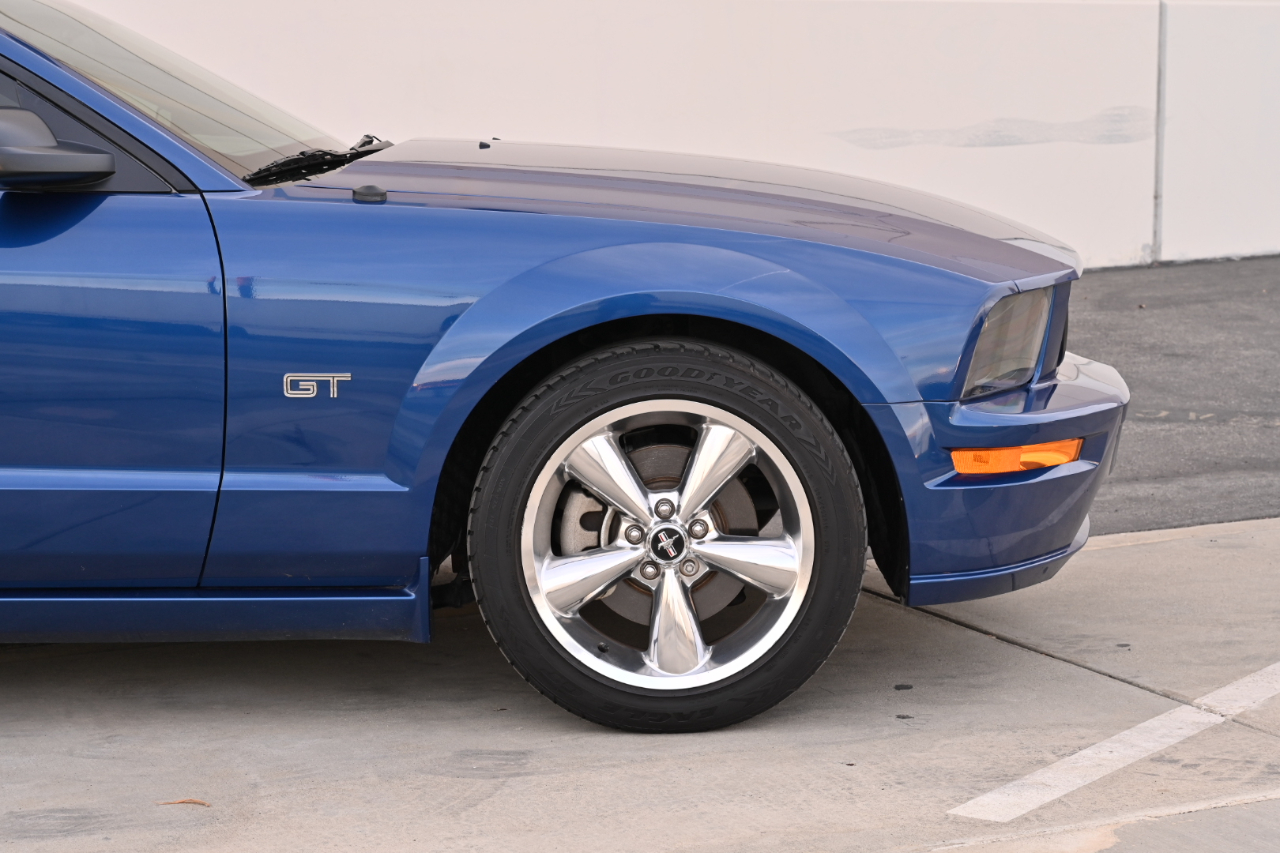 Ford Mustang GT Premium Coupe 2006