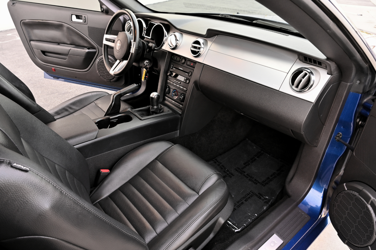 Ford Mustang GT Premium Coupe 2006