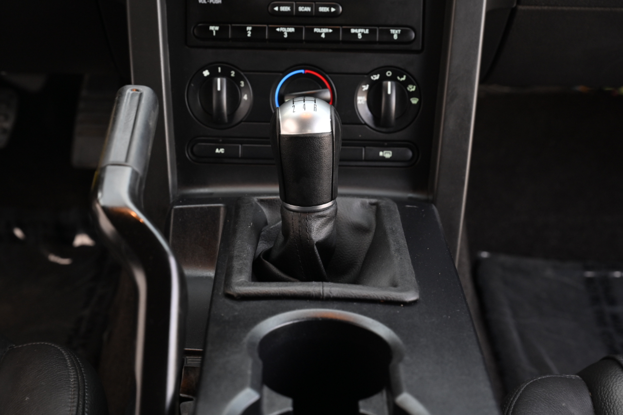 Ford Mustang GT Premium Coupe 2006