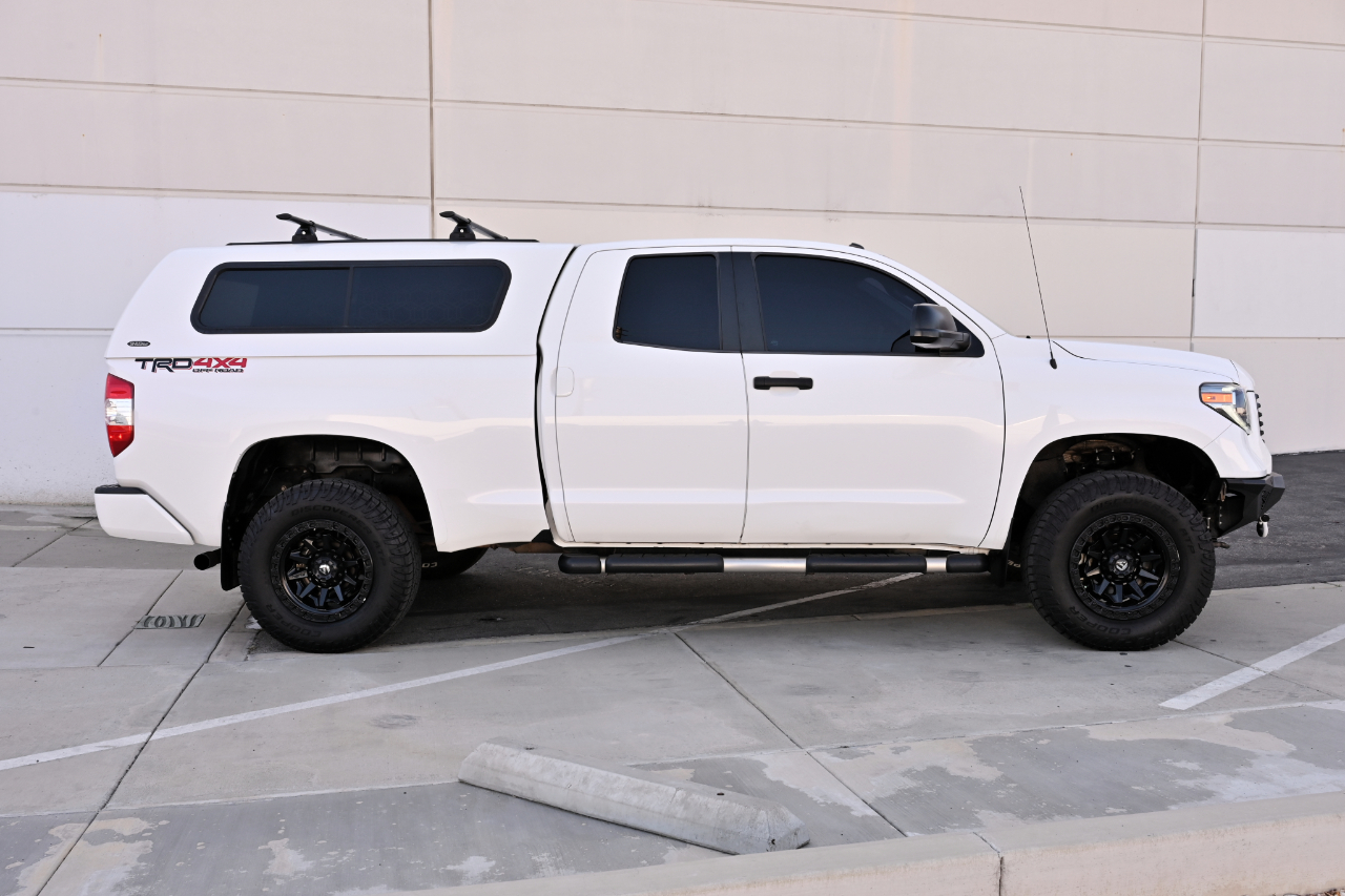 Toyota Tundra 4WD  2018