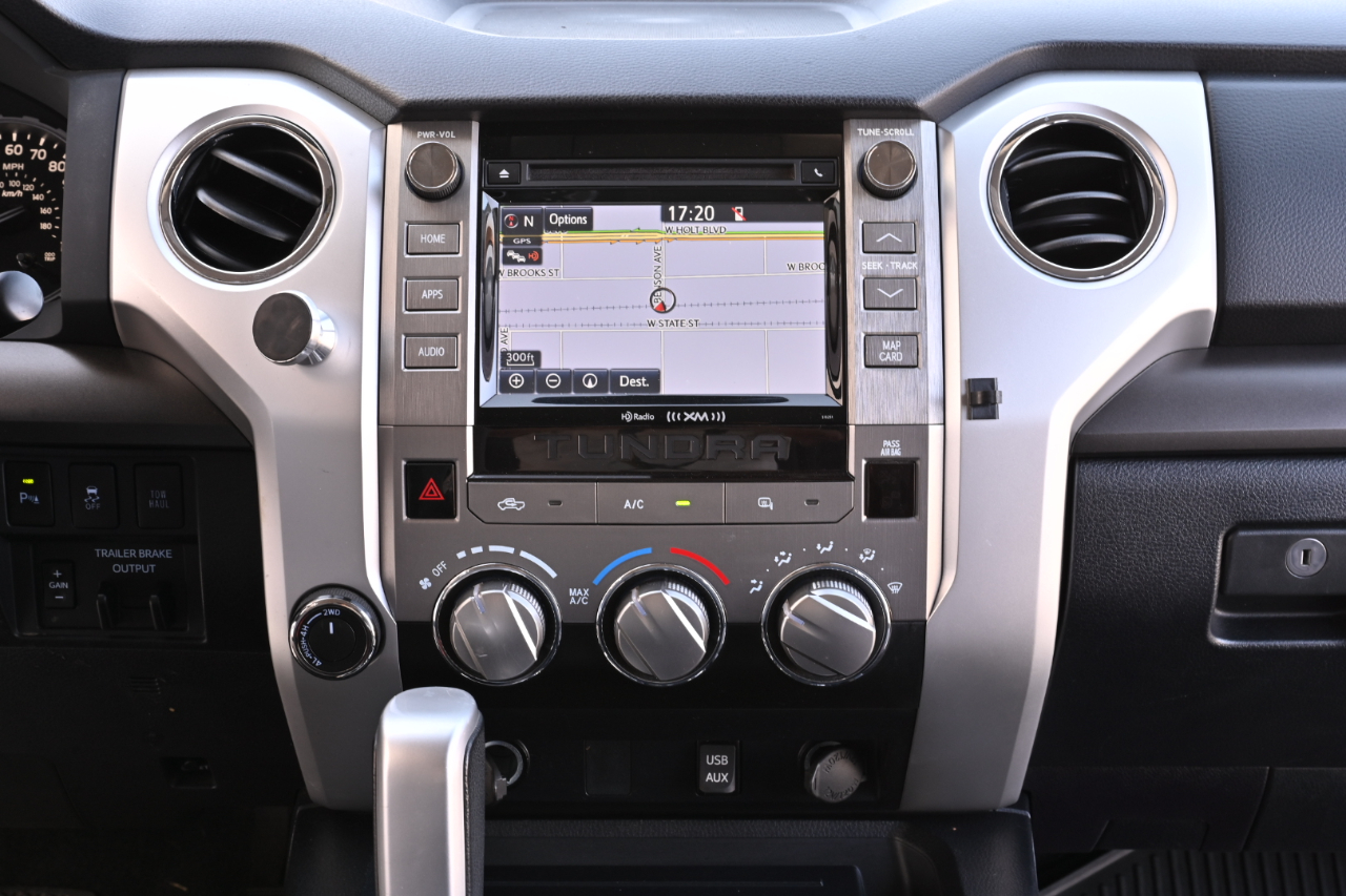 Toyota Tundra 4WD  2018