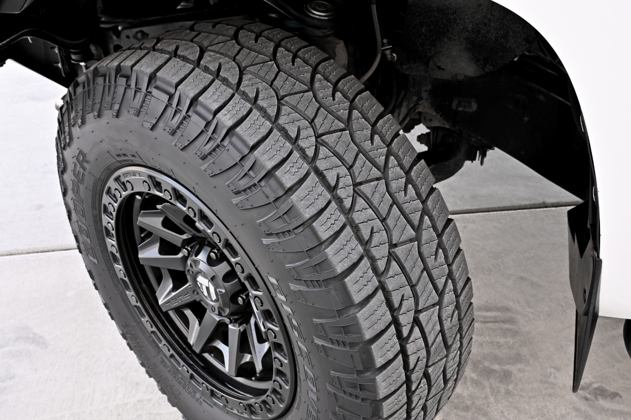 Toyota Tundra 4WD  2018