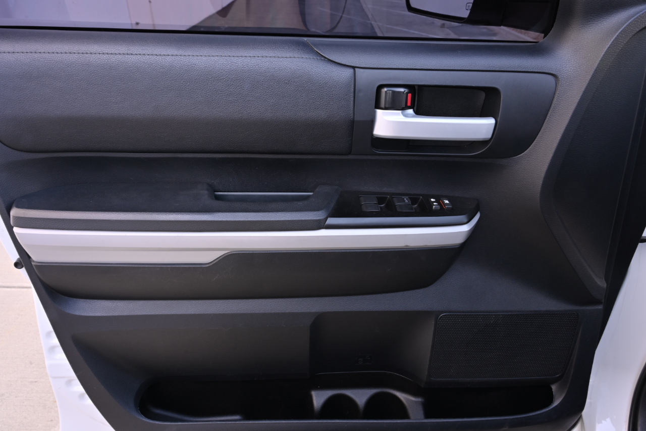 Toyota Tundra 4WD  2018