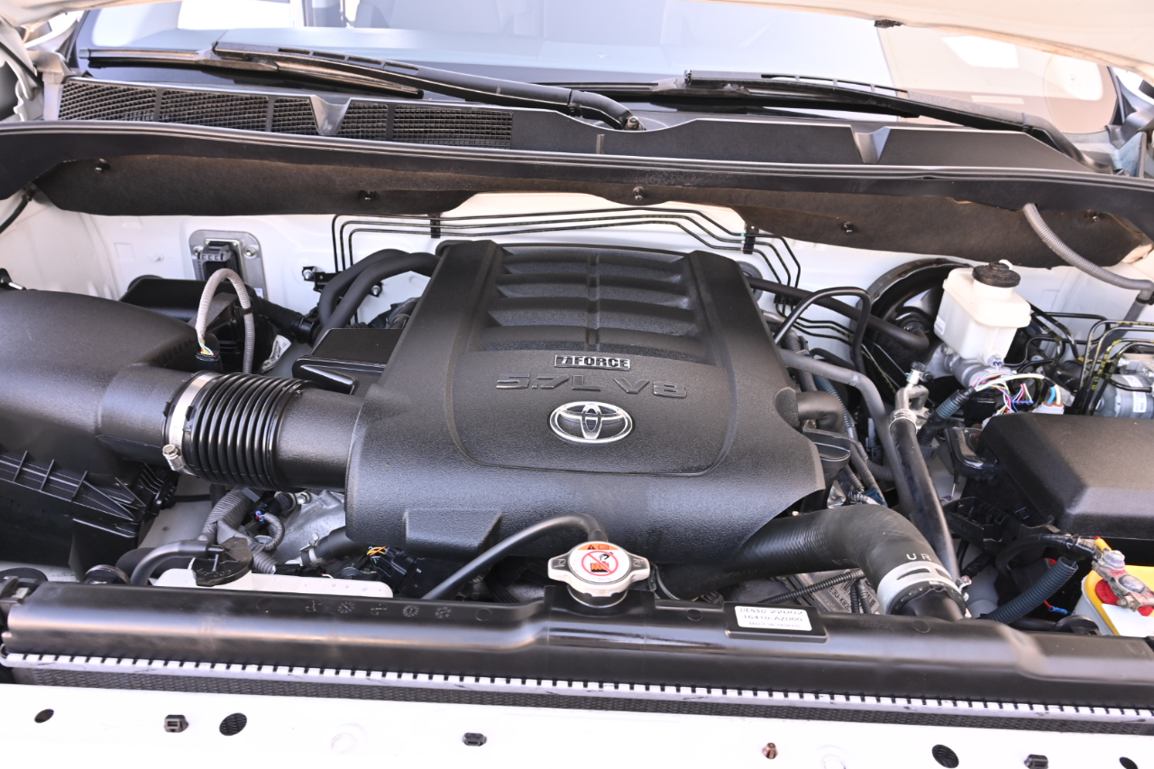 Toyota Tundra 4WD  2018