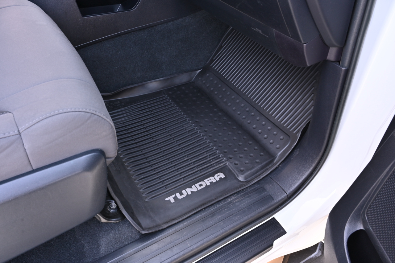 Toyota Tundra 4WD  2018