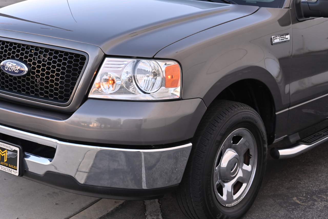 Ford F-150 SuperCrew 139" XLT 2006