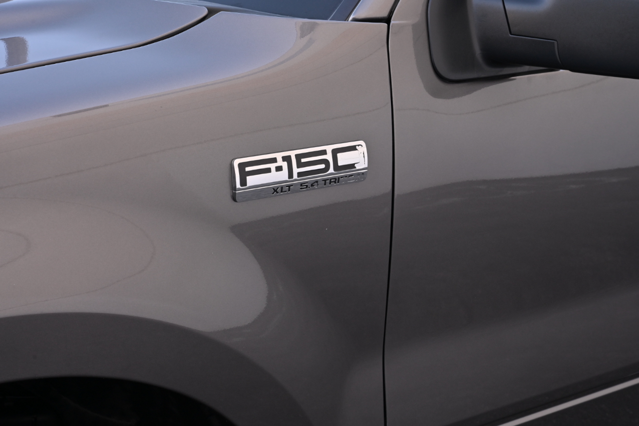 Ford F-150 SuperCrew 139" XLT 2006