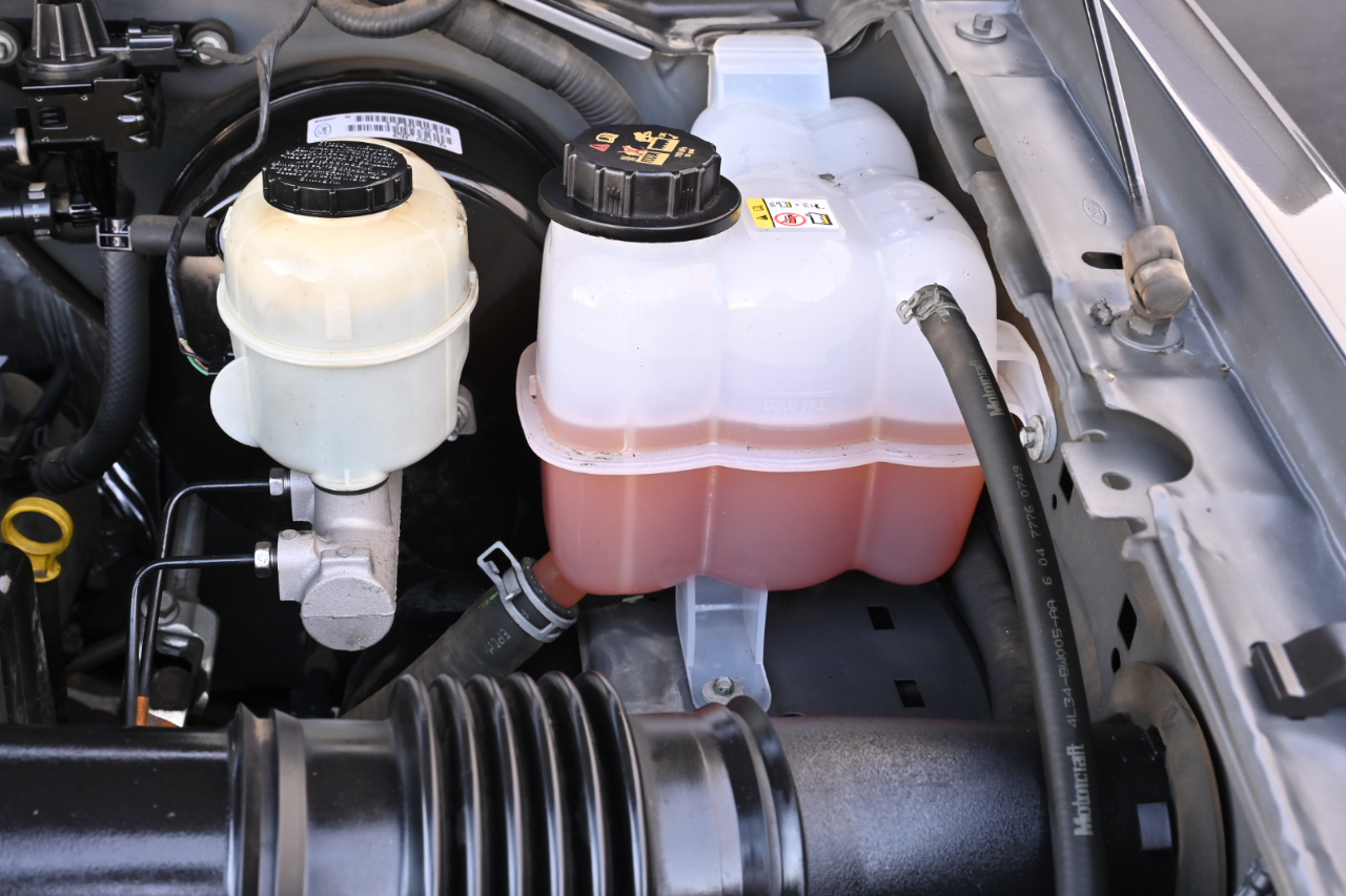 Ford F-150 SuperCrew 139" XLT 2006