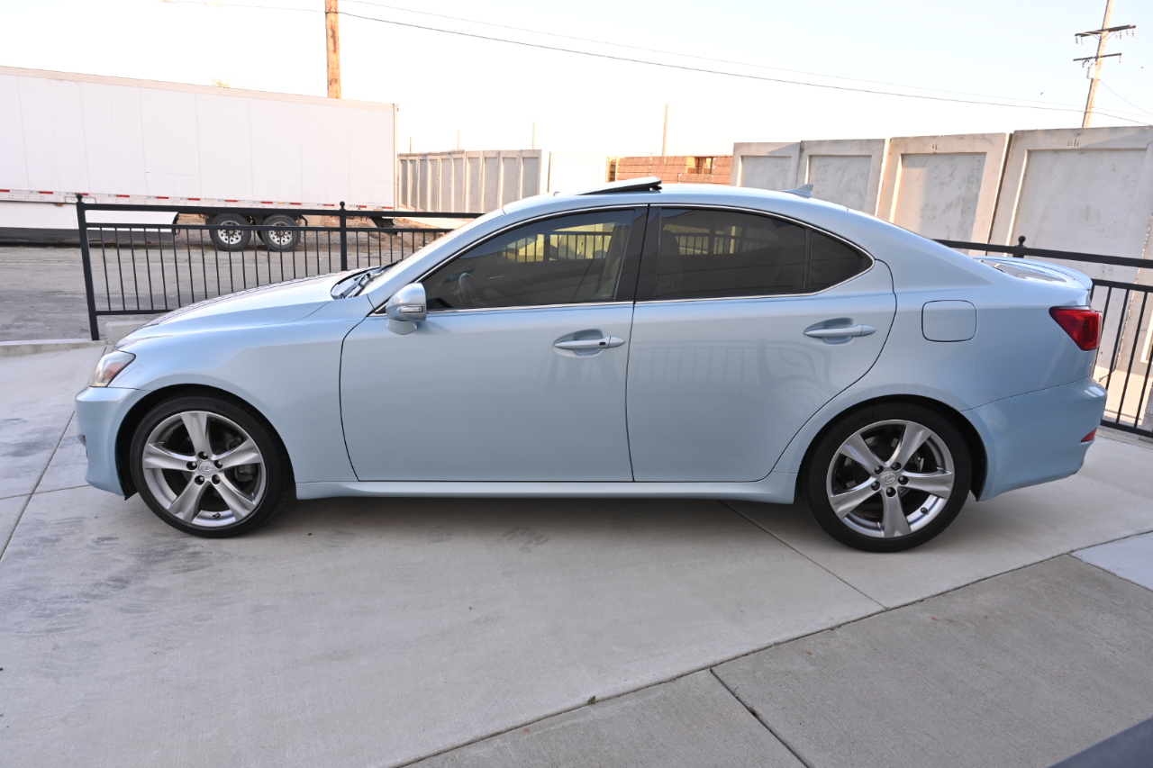 Lexus IS 250  2011