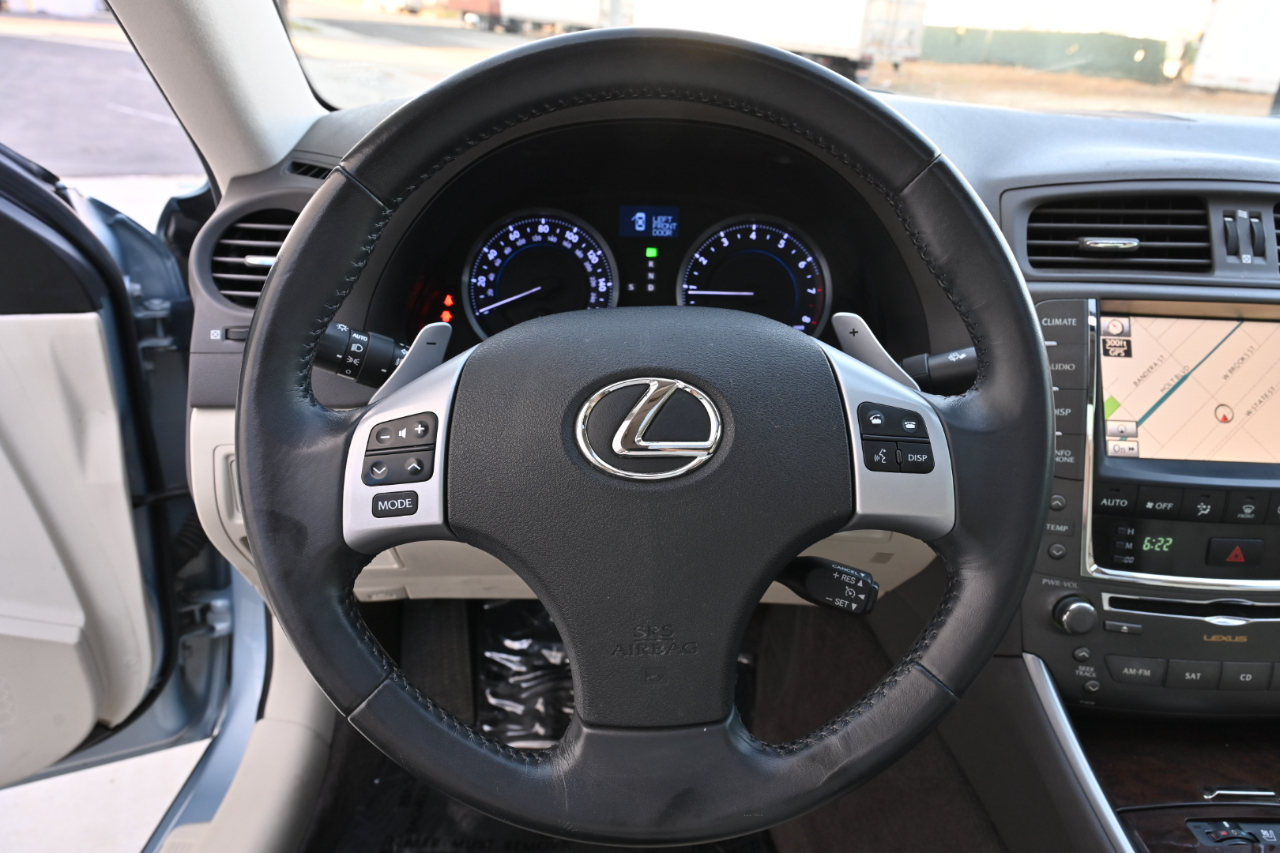 Lexus IS 250  2011
