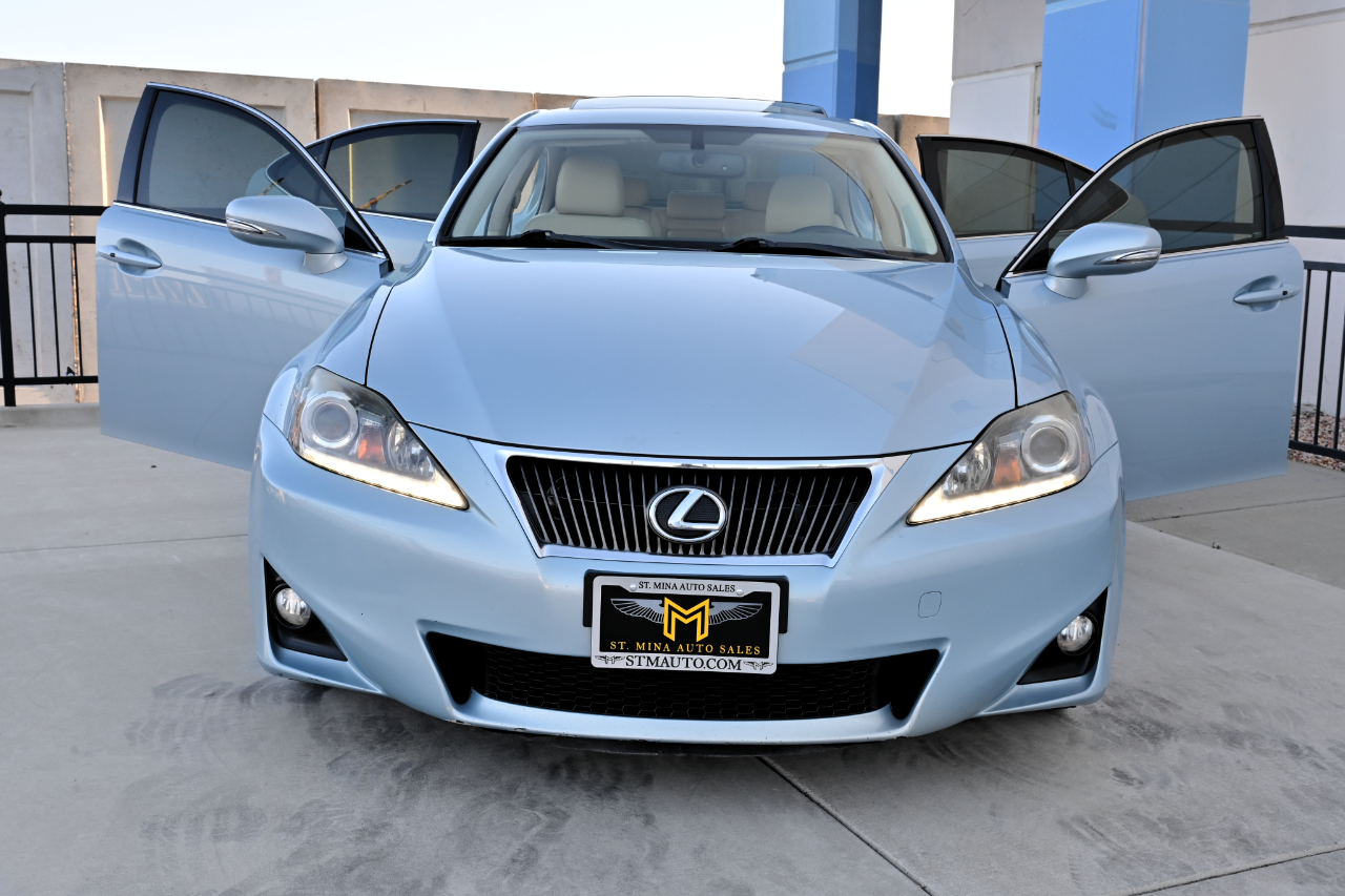 Lexus IS 250  2011