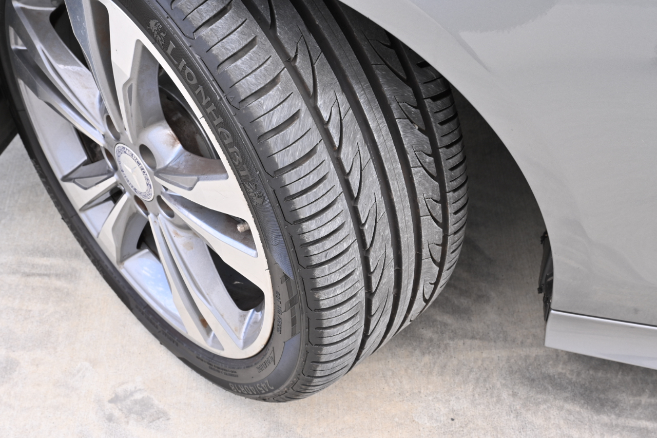 Mercedes-Benz E-Class  2014