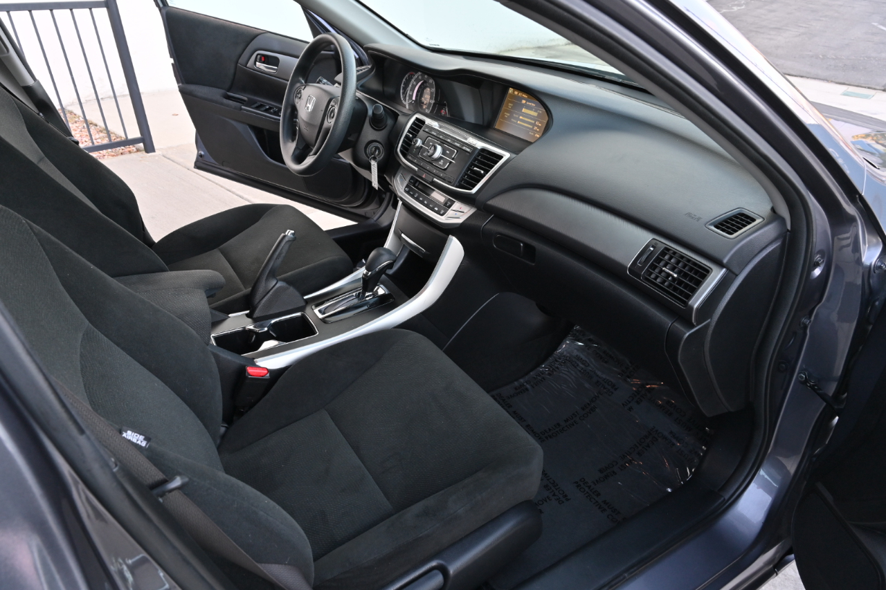 Honda Accord Sdn  2013