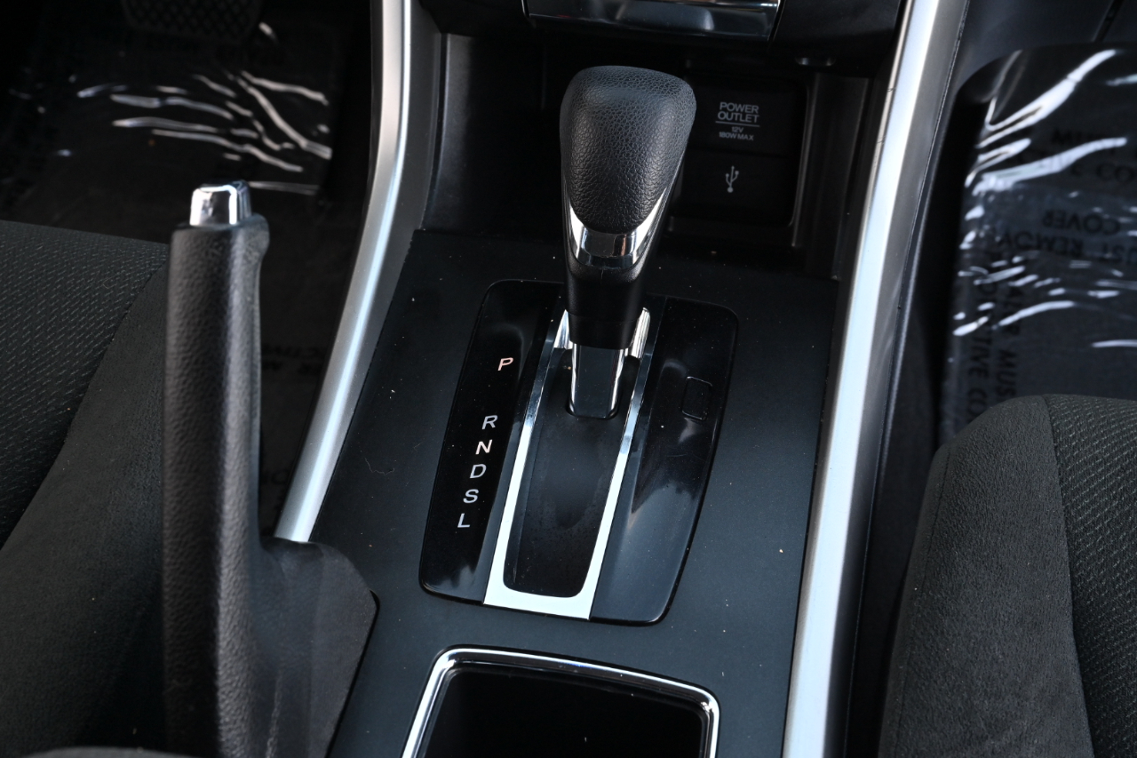 Honda Accord Sdn  2013