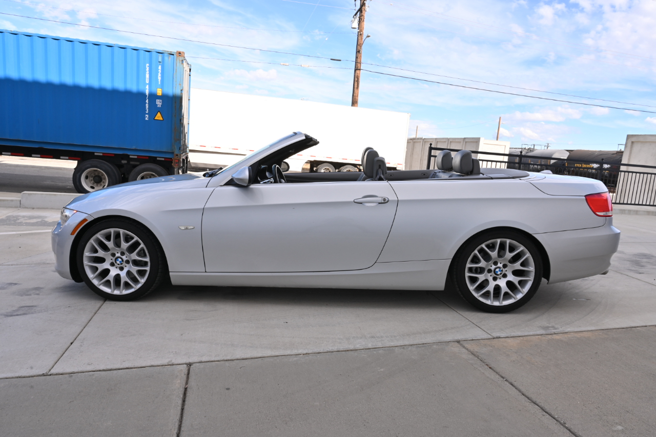 BMW 3 Series 328i Convertible 2009