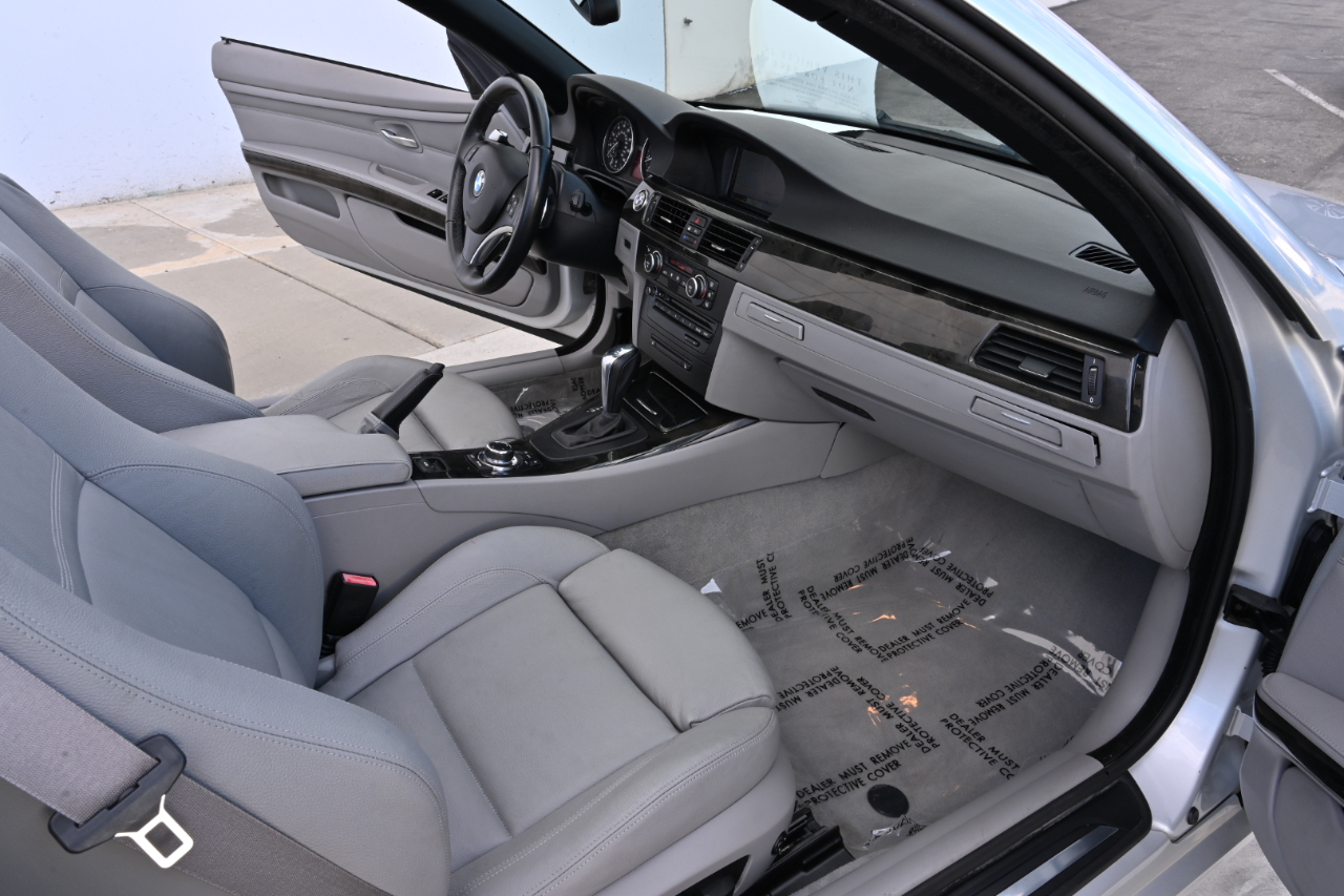 BMW 3 Series 328i Convertible 2009