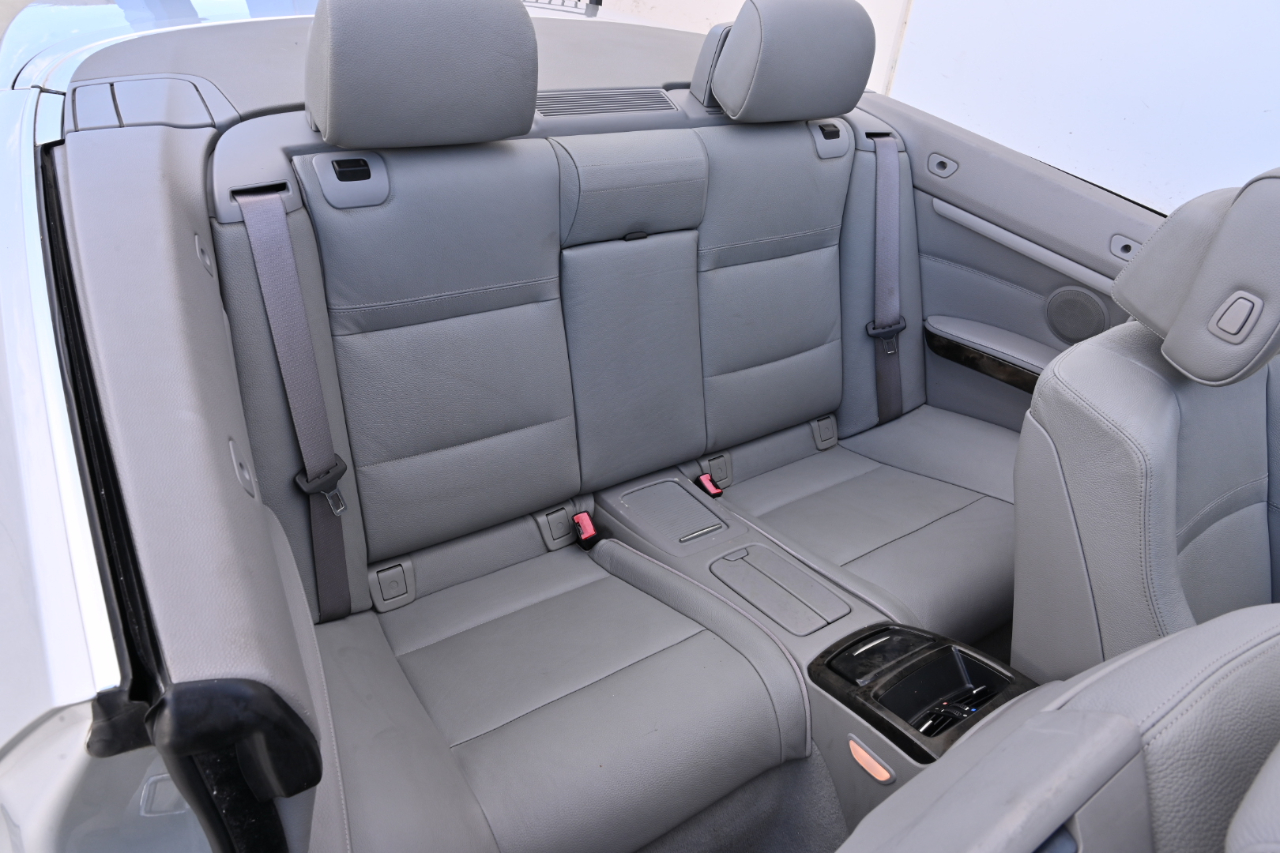 BMW 3 Series 328i Convertible 2009