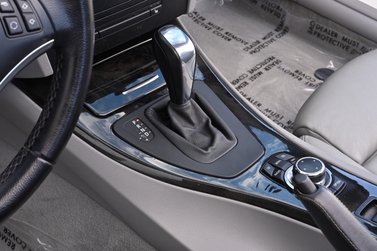 BMW 3 Series 328i Convertible 2009