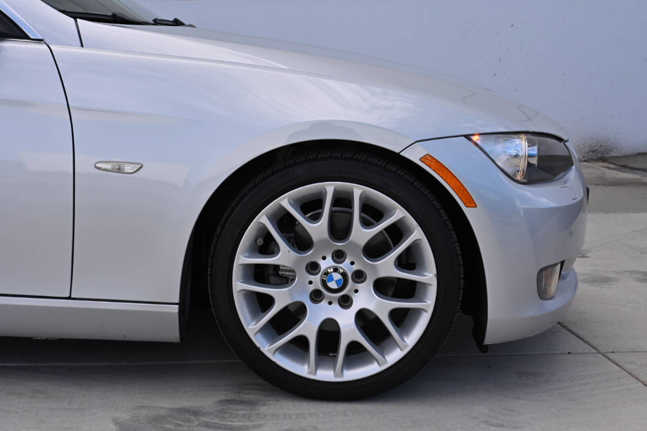 BMW 3 Series 328i Convertible 2009