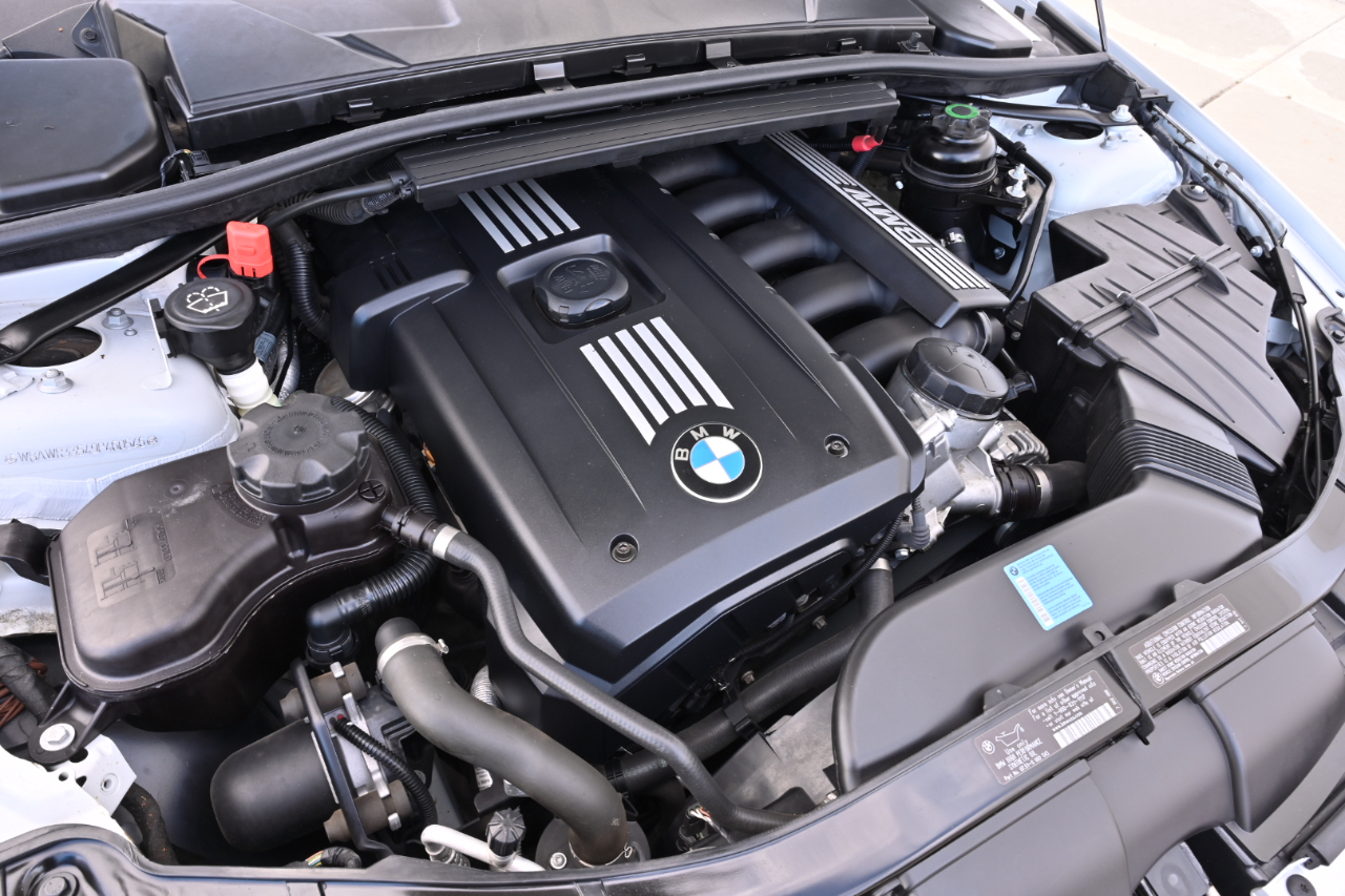 BMW 3 Series 328i Convertible 2009