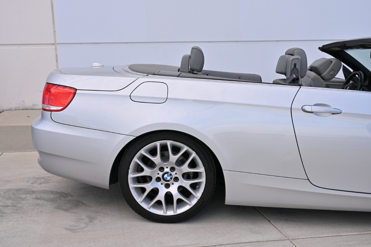 BMW 3 Series 328i Convertible 2009