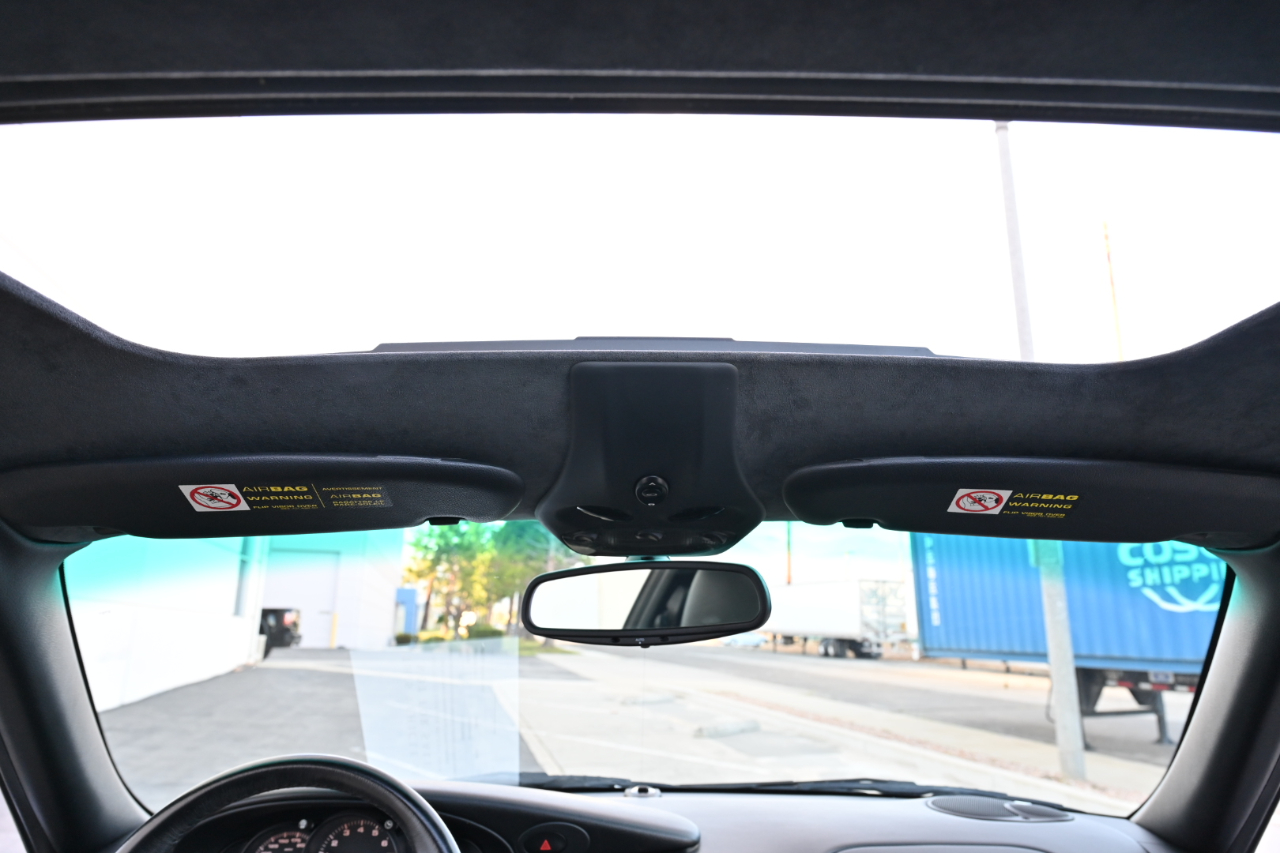 Porsche 911 Carrera  2002